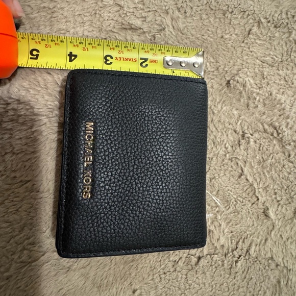 New Michael Kors Women's Mercer Carryall Card Case Black - Picture 8 of 10